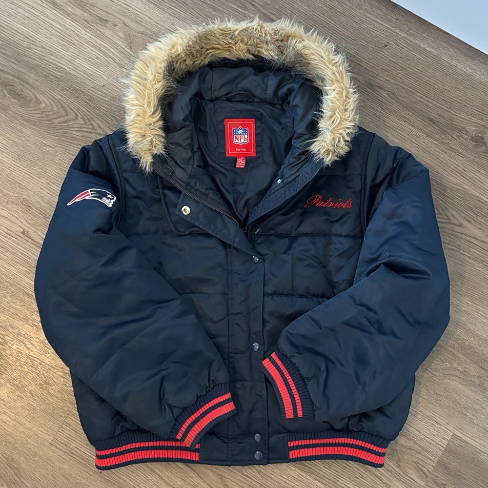 Retro VTG Y2K NFL G-III 4Her New England Patriots Puffer Jacket Coat w/ Fur Hood